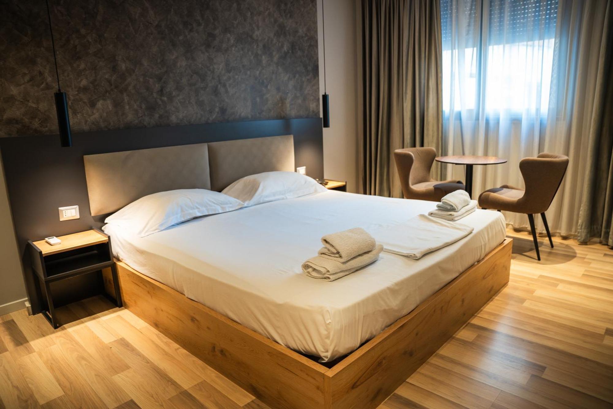 Center Boutique Hotel Tiranë Eksteriør bilde