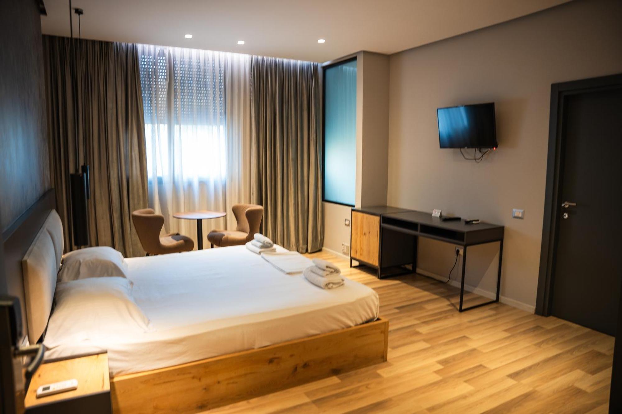 Center Boutique Hotel Tiranë Eksteriør bilde