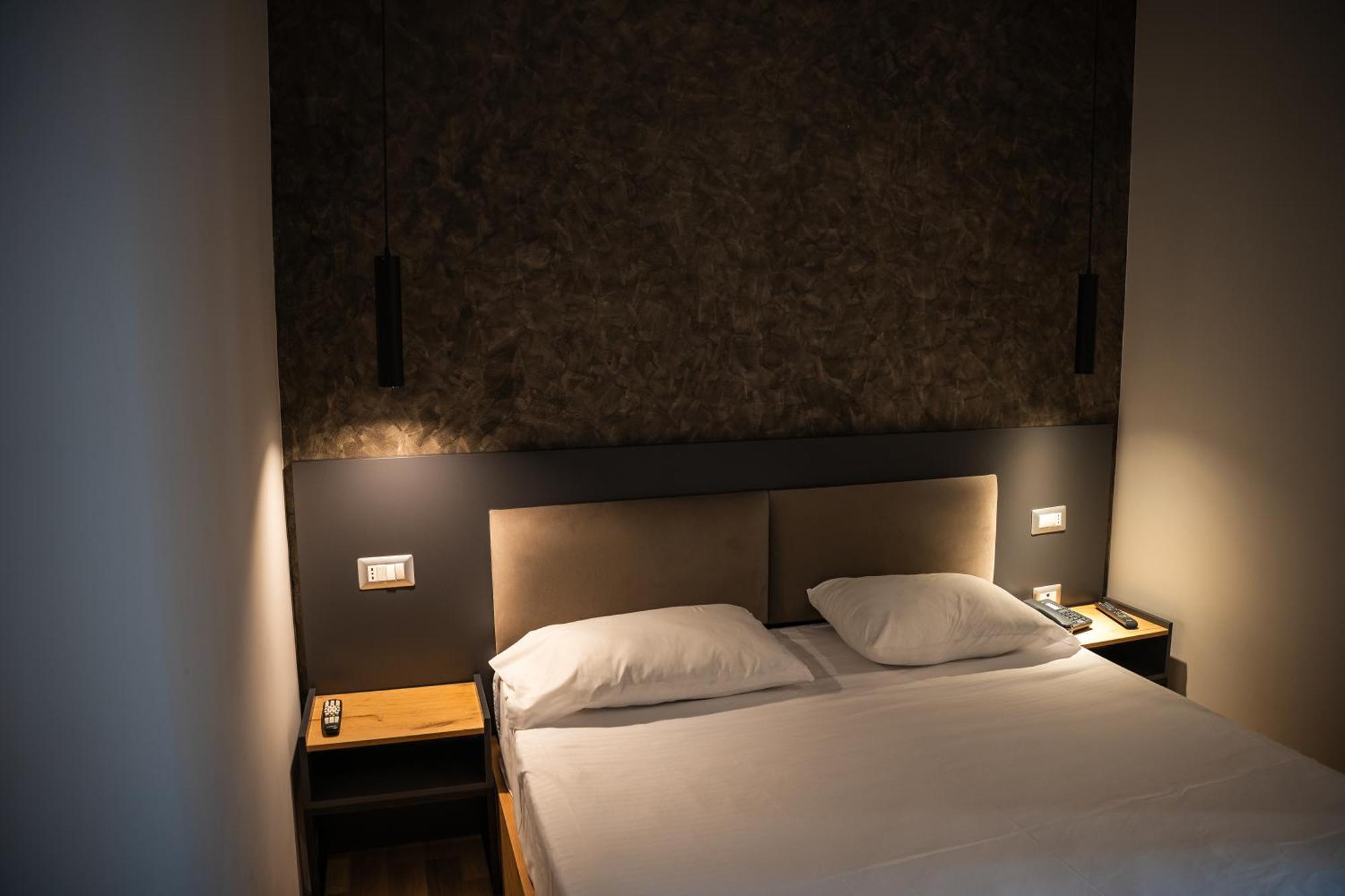 Center Boutique Hotel Tiranë Eksteriør bilde
