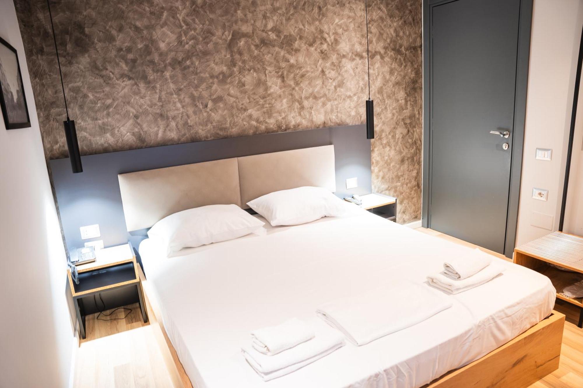 Center Boutique Hotel Tiranë Eksteriør bilde